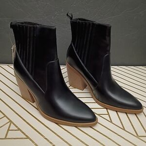 Elegant Black Ankle Booties